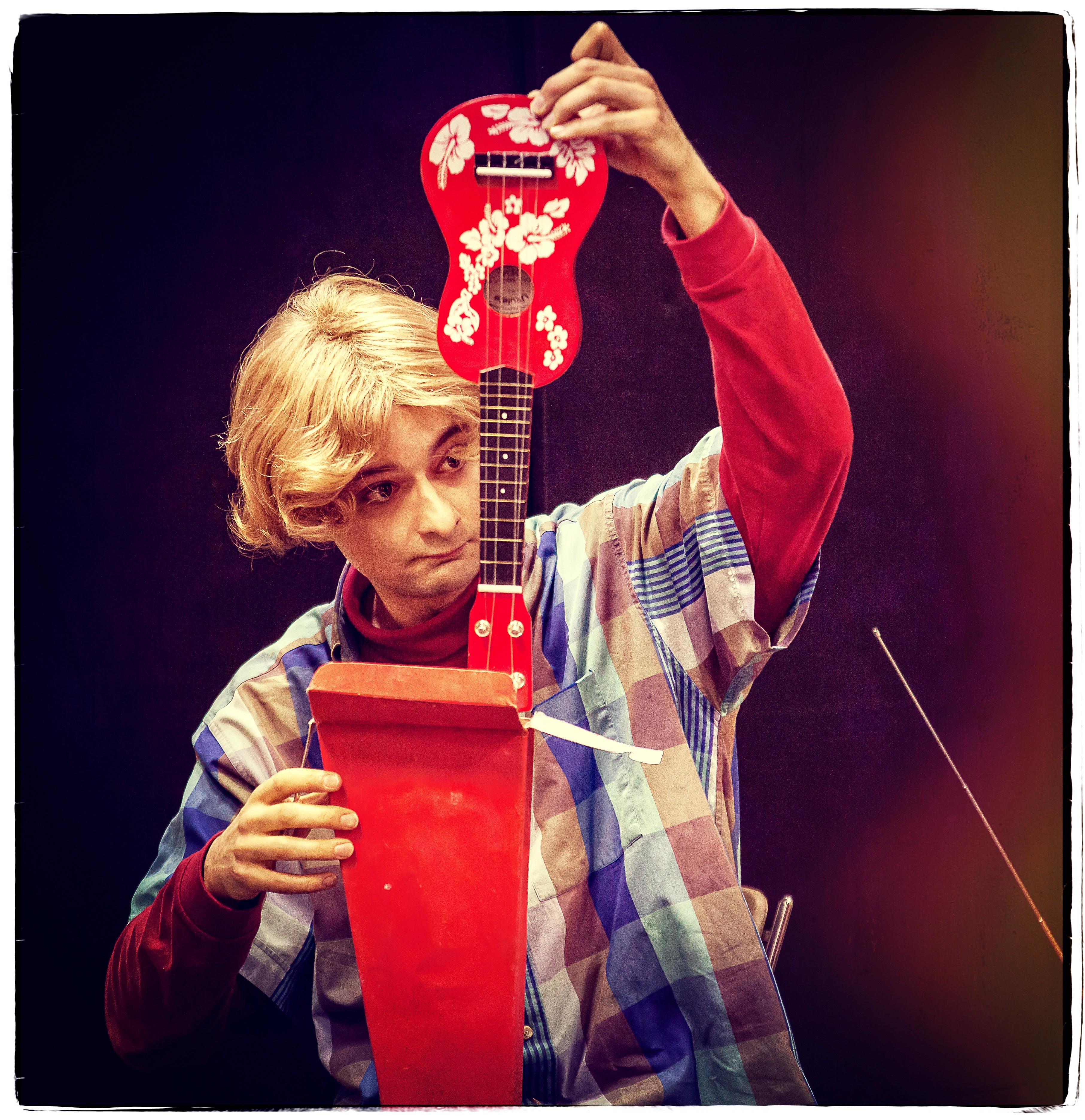 Voici Hector - Compagnie la Pierre et le Tapis - Photo Christophe PEAN