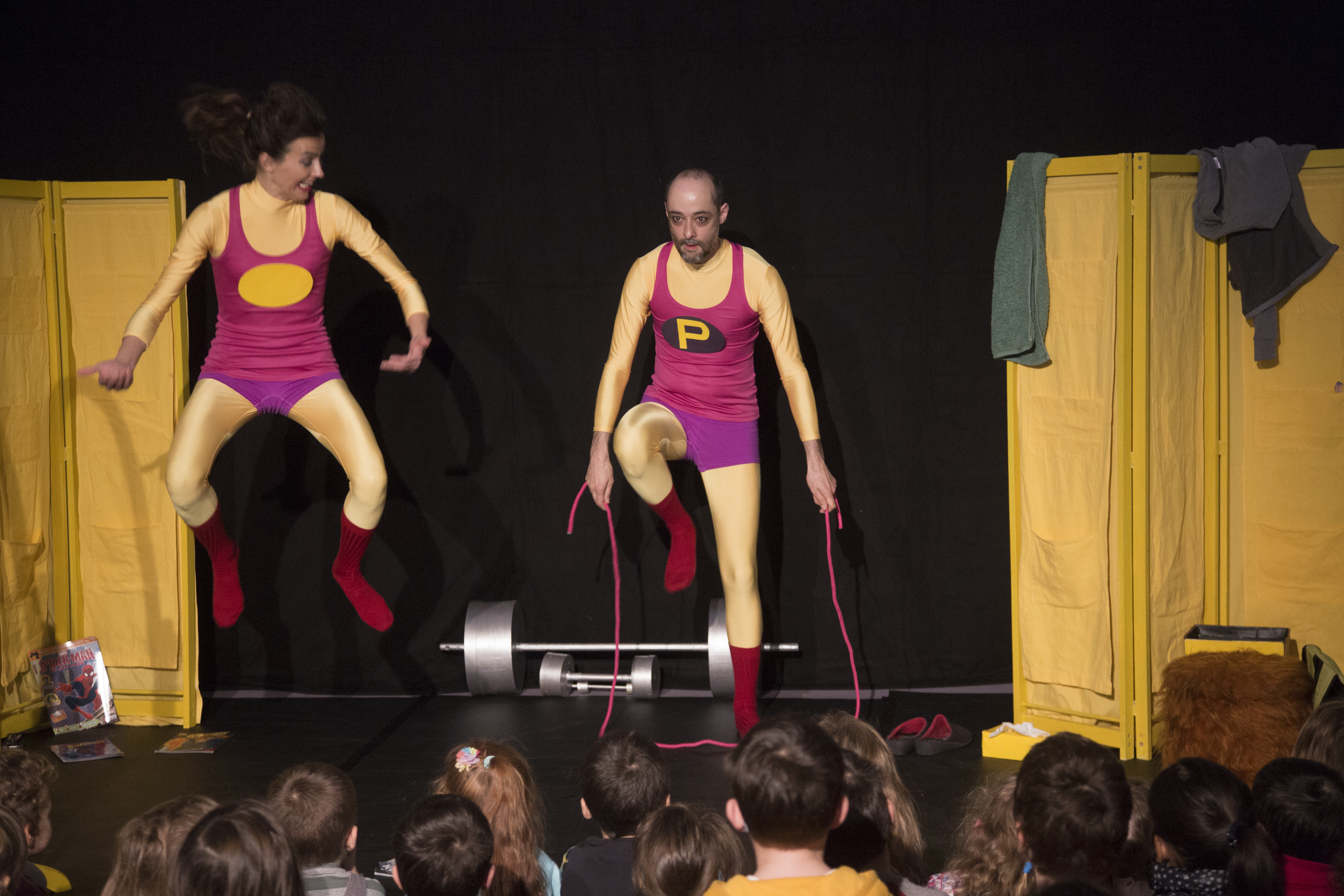 Petits poids et haltères - Compagnie La Pierre et le Tapis 4 - Photo Bernard Lazéras